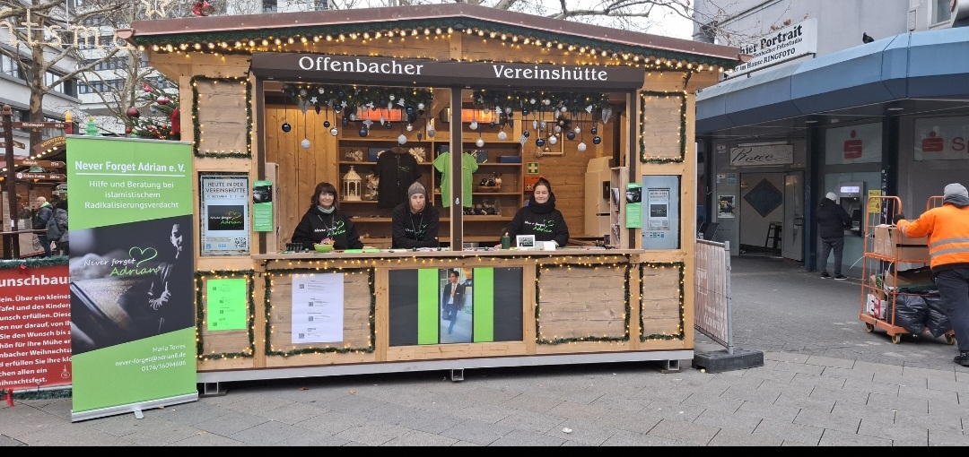 Infostand von Never forget Adrian e.V. beim Präventionstag
